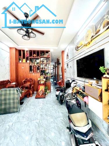 Bán Nhà Hẻm Xe Hơi, Lê Trọng Tấn, Tân Phú, 69M2, 4 Tầng, Chỉ 7.2 Tỷ - 1