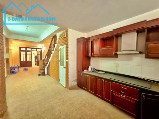 Bán nhà đặng tiến đông 63m2*5T, MT5M giá 11,5 tỷ ngõ ba gác gần hồ Hoàng Cầu - 1