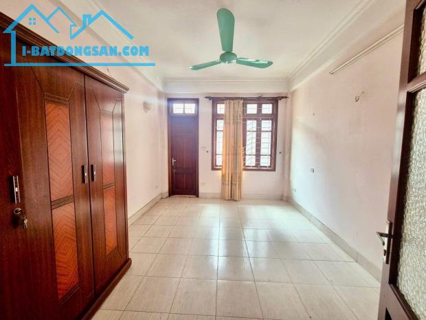 Bán nhà đặng tiến đông 63m2*5T, MT5M giá 11,5 tỷ ngõ ba gác gần hồ Hoàng Cầu - 2
