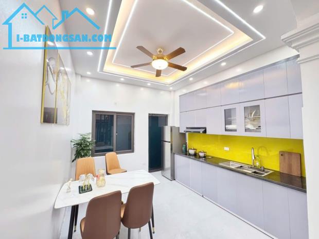 BÁN NHÀ ĐỊNH CÔNG THƯỢNG 48M2 x 4T 5PN Ô TÔ ĐỖ CỔNG FULL NỘI THẤT 9.X TỶ Nhà dân xây - 3