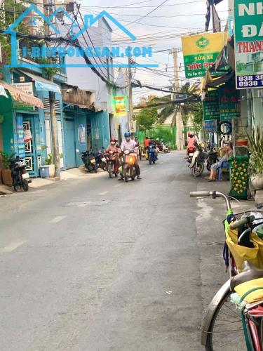 NHÀ MẶT TIỀN Q12 7.5 TỶ .DT 5X15 - 3
