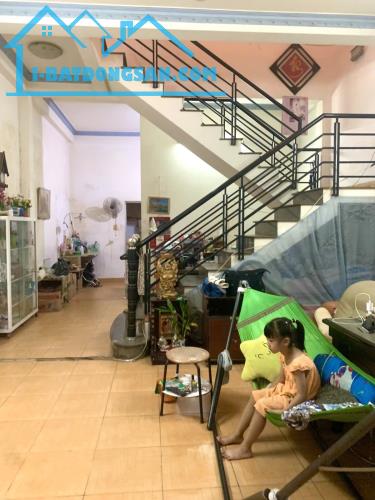 NHÀ MẶT TIỀN Q12 7.5 TỶ .DT 5X15 - 4