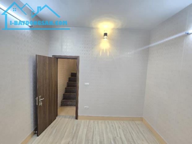 Bán nhà Chùa Bộc ngõ thoáng vài bước ra phố nhà đẹp ở luôn 17m 6 tầng giá 5.5 tỷ ( có TL ) - 4