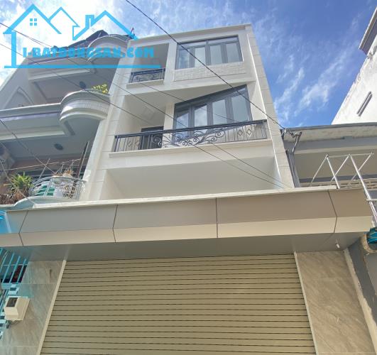 Bán nhà mới Trương Công Định, DT 4.5x10 - 4 tầng - giá chỉ 6.9 tỷ tl
