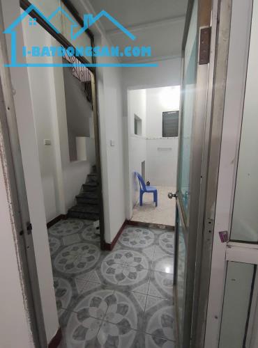 Cho thuê nhà ngõ 61 Định Công, 3 tầng, 45m2, 3 ngủ, 3 vệ sinh, 8 Triệu KD online ở gđ - 5