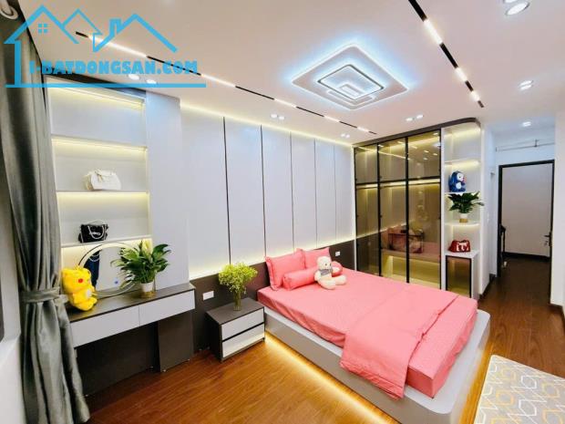 Nhà đẹp Bưởi - Lạc Long Quân 30m2 x 4 tầng - Ngõ nông, gần phố - Full nội thất. - 1
