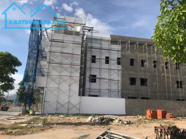 📣 HÀNG HIẾM!!! Em đang sẵn quỹ 5 căn nhà liền kề 4 tầng GIÁ ĐỘC QUYỀN CỰC TỐT tại Đô thị