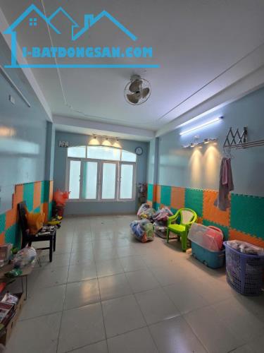 Bán nhà quận 10, đường Thành Thái, hẻm 3.5m, 54m2, 9.9 tỷ, 6 tầng - 4