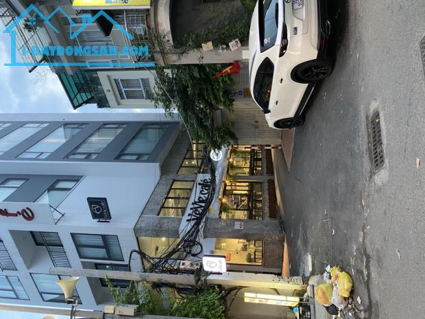 BÁN ĐẤT THỔ CƯ 300M2 PHỐ ÂU CƠ - TÂY HỒ - HÀ NỘI - 50 TỶ - SỔ ĐỎ