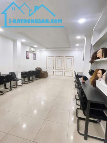 Bán Nhà Mặt Tiền Trường Chinh, Víp Tân Bình, 150m2, 9 Tầng Thang Máy, Nhỉnh 45 Tỷ TL.