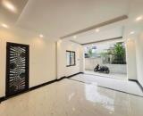 Nhà đẹp Bát Khối Long Biên, Trung tâm quận full tiện ích , diện tích 40m chỉ 7 tỷ 2