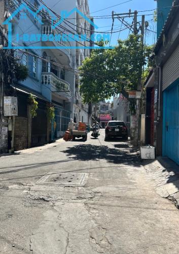 Nhà 3 TẦNG – NỘI THẤT CAO CẤP – khu AN NINH – chỉ 4.2 tỷ