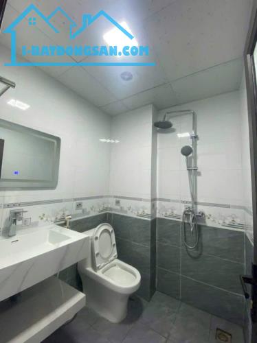 SIÊU PHẨM NHÀ MỚI HUYỀN KỲ, HÀ ĐÔNG LÔ GÓC, Ô TÔ TRÁNH, DT 33M2, 5 TẦNG CHỈ 5.9 TỶ - 5