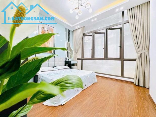 Bán nhà Đội Cấn, Ba Đình. DT 36m2 x 4 tầng , giá 7,56 tỷ gần hồ Đầm tròn, Giang Văn Minh - 2