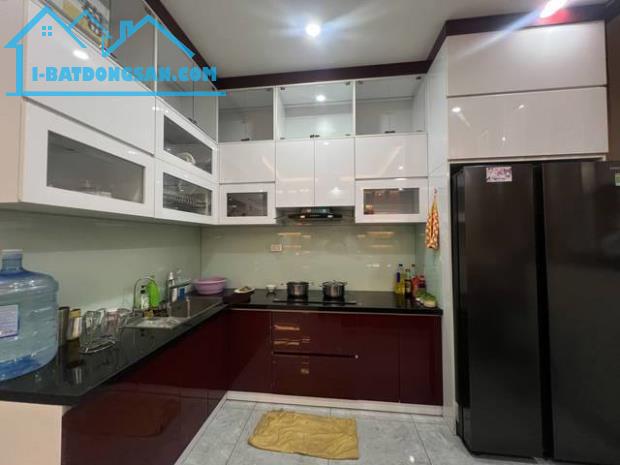 Bán nhà mặt ngõ An Dương Vương, Quận Tây Hồ 3 tầng, mặt tiền 6.5m, diện tích 80m2 - 5