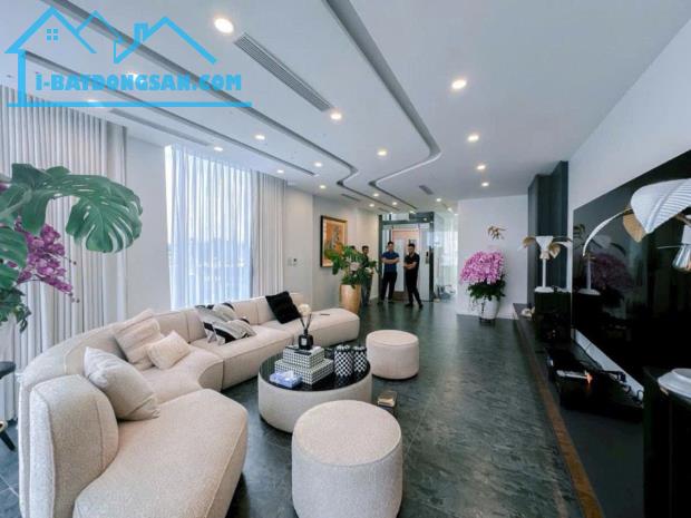 NHÀ VIP MẶT HỒ ĐỘI CẤN VIEW TRIỆU ĐÔ- FULL NỘI THẤT 8 TẦNG- THANG MÁY-KINH DOANH - 1
