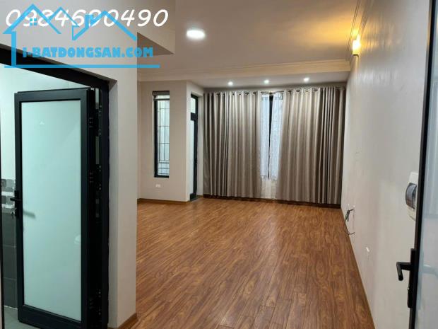 Cho thuê nhà nguyên căn Lai Xá - Hoài Đức DT 75m2, 3 tầng, full nội thất, giá 10tr/tháng - 2