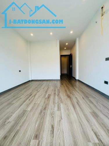 NHÀ MỚI ĐÓN TẾT CỔ LINH BÁT KHỐI 35m2 x 5T 30M RA ÔTÔ TRÁNH. GIÁ ĐẸP HIẾM 6,5TỶ - 5