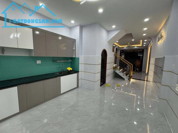 BÁN NHÀ ĐẸP THẠCH LAM- THIẾT KẾ HIỆN ĐẠI- HXH- 4x13- 4 TẦNG- KDC ĐÔNG ĐÚC-  CHỈ 7.250 TỶ T - 2