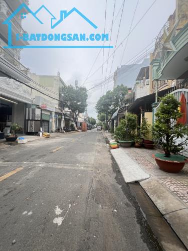 BÁN GẤP NHÀ C4 MẶT TIỀN ĐƯỜNG 16M – GIÁ RẺ NHẤT KHU VỰC PHÚ THỌ HÒA, TÂN PHÚ CHỈ 6.X TỶ - 2