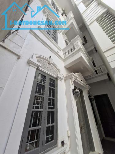 BÁN NHÀ PHÚC ĐỒNG 56m2 4TẦNG- HƠN 8 TỶ Ô TÔ ĐỖ CỮA. NHÀ ĐẸP LÒNG LANH - 5