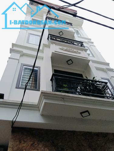 CỰC HIẾM BÁN NHÀ PHỐ TRẠM 40M ,5 NGỦ , NGÕ BA GÁC TRÁNH THÔNG TỨ TUNG NHỈNH 7TỶ