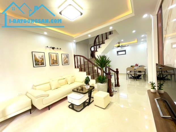 TUYỆT TÁC CÓ 1 0 2 KIM GIANG NHÀ ĐẸP DÂN XÂY 35M2-4 TẦNG, FULL ĐỒ, SÁT KĐT CHỈ 6.8 TỶ - 3