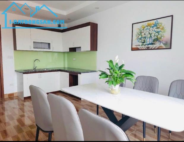 NHÀ ĐẸP NGỌC LÂM - Ô TÔ - NGÕ THÔNG - THANG MÁY - 2