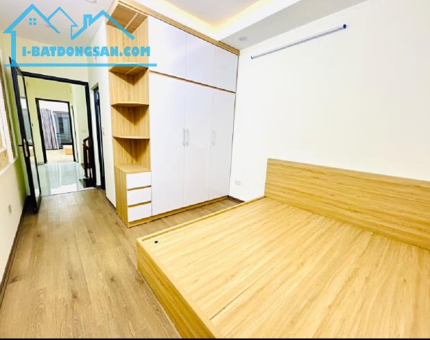 NHÀ MỚI KÍNH KOONG - GẦN PHỐ - FULL CÔNG NĂNG - 6 PN KHÉP KÍN. - 1