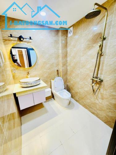 BÁN NHÀ PHỐ ĐĂNG TIẾN ĐÔNG-GẦN PHỐ-FULL NỘI THẤT-NỞ HẬU - 4