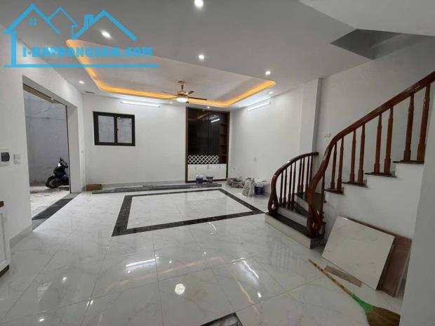 PHÚC LỢI – LÔ GÓC 2 THOÁNG – NHÀ MỚI 5 NGỦ RỘNG NHƯ KHÁCH SẠN – 6,2 TỶ! - 2