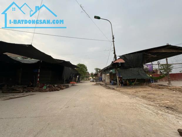 🏡💥 MỞ BÁN EM HOA HẬU TRỤC KINH DOANH BUÔN BÁN   🌈Dt : 55m  💸💰 Giá : 2tỷ xx 👉 Vị trí - 2