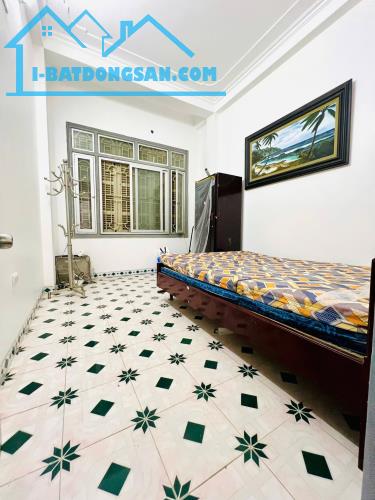 Bán Nhà Ngay Phố Vương Thừa Vũ 29,25m2 4 Tầng Gần Phố Giá Chỉ 5 Tỷ - 3