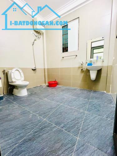 Bán Nhà Ngay Phố Vương Thừa Vũ 29,25m2 4 Tầng Gần Phố Giá Chỉ 5 Tỷ - 4