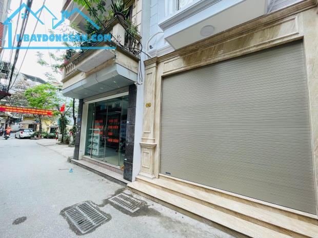 Phố Hoàng Mai, Thông KD, Ô tô tránh, Nhà 5 tầng Thang Máy, dt 61m2, MT 4.2m, Giá 15 tỷ.