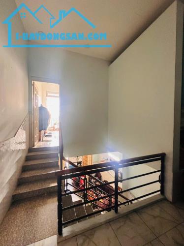 Hàng hiếm tại Liên Khu 5-6, 3,94 tỷ, 60m2, 2PN, 3WC, Bình Tân, HCM - 1