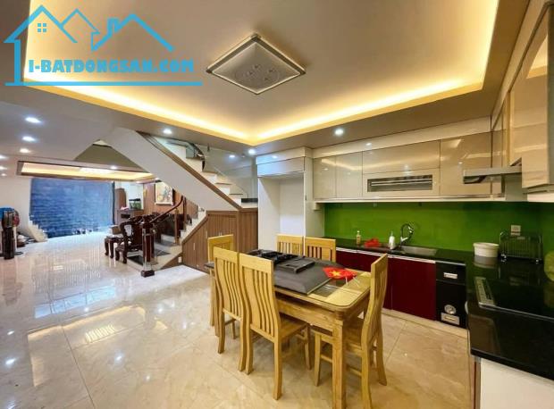 Bán nhà, Thư Trung 2, Văn Cao, Đằng Lâm, Hải An, Hải Phòng. 4 tầng, 90m2, 7,2 tỷ. Ngang 4, - 1