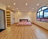 NHÀ 6 TẦNG 48 M 2 THANG MÁY - VỊ TRÍ ĐẮC ĐỊA, Ô TÔ ĐỖ CỬA. TRUG TÂM THẠCH BÀN LONG BIÊN! ✨