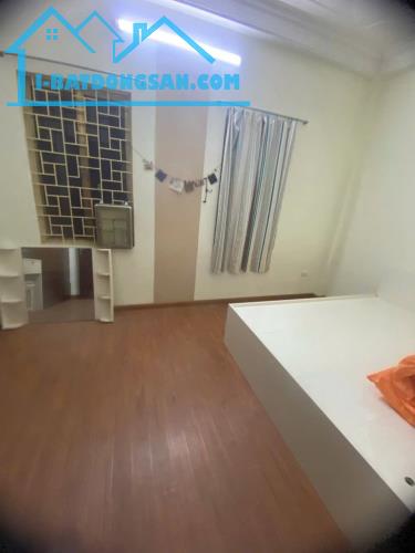 Cho thuê nhà Mặt ngõ ô tô KD Hồng Hà làm KD, VP, Spa 5 tầng x 50m2, 6 ngủ, vào ngay - 4