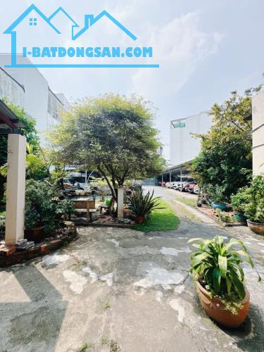 ĐỘC QUYỀN SIÊU VIP QUỸ ĐẤT KHỦNG PTDA GẦN 1000M2 HXH HOÀNG HOA THÁM P1 GÒ VẤP GIÁ TỐT ĐẦU - 2