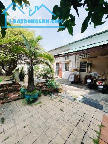 ĐỘC QUYỀN SIÊU VIP QUỸ ĐẤT KHỦNG PTDA GẦN 1000M2 HXH HOÀNG HOA THÁM P1 GÒ VẤP GIÁ TỐT ĐẦU - 1