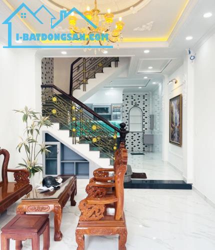 Nhà Đẹp 4 tầng, Hẻm Xe Hơi 7m, Nguyễn Thái Bình, Tân Bình, 4.2x12m, chỉ 12.9 tỷ TL