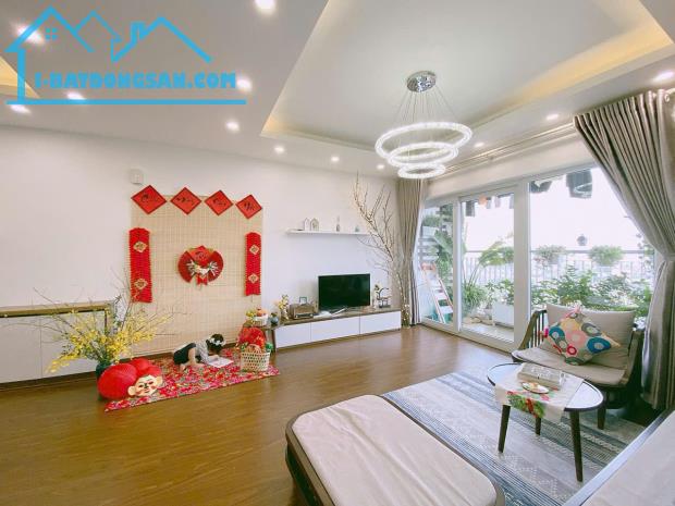 Bán căn 106m chung cư Xuân Phương Quốc Hội - Trần Hữu Dực 3PN2VS full đồ 5,7 tỷ. LH 091682 - 2