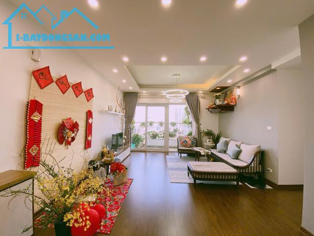 Bán căn 106m chung cư Xuân Phương Quốc Hội - Trần Hữu Dực 3PN2VS full đồ 5,7 tỷ. LH 091682 - 3