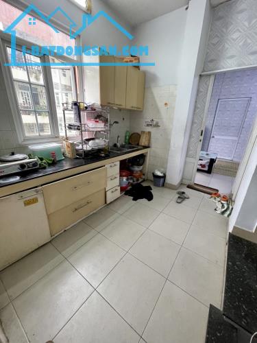 BÁN NHÀ MẶT TIỀN CHỢ LỚN QUẬN 6 - 126M2 -  NHỈNH 24 TỶ