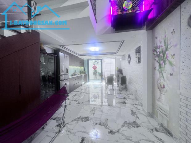 Nhà mặt tiền Hoàng Lê Kha P9 Q6 ngang gần 5m 125m2 4 tầng, đẹp ở ngay, chỉ nhỉnh 18 tỷ TL - 1