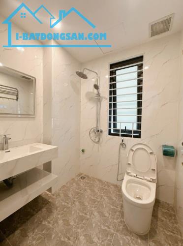 BÁN NHÀ MỚI VIỆT HƯNG LONG BIÊN, HÀ NỘI, LÔ GÓC, NỘI THẤT TIỀN TỶ, GIÁ CỰC MỀM - 2