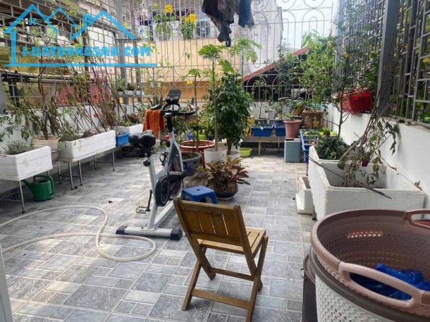 Phân lô Nguyễn Viết Xuân, 10m ra ô tô tránh, 44m 4 tầng 3.7m mặt,Giá 11.2 tỷ Lh 0796193699