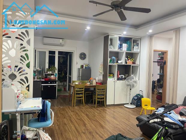 Chính chủ gửi bán căn hộ góc 76m, ban công hướng Nam, full nội thất tại KDT Thanh Hà Cienc - 3