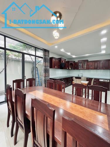 Nhà Lớn Khu Liền Kề 180m2, Tặng Nội Thất Cao Cấp 5 Tỷ, Phước Long B Thủ Đức - 1